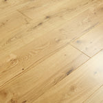 Oak UV Lacquered Engineered Wood Flooring 1900x190x20/6mm WEO2005