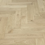 Brushed Unfinished Oak Engineered Herringbone Flooring 600x125x14/3mm WHO1400