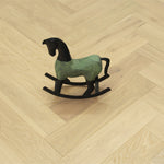 Oak Light Natural Engineered Herringbone Flooring 600x125x14/3mm WHO1406