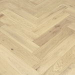 Oak Light Natural Engineered Herringbone Flooring 600x125x14/3mm WHO1406