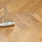 Oak Brushed Gunstock Lacquered Chevron Flooring 600x90x18/4mm WSR1803
