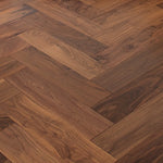 American Black Walnut Lacquered Herringbone 600x125x18mm WHW1820N
