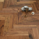 UV Lacquered American Black Walnut Herringbone 600x90x18/4mm WHW1802