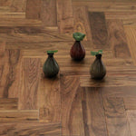 UV Lacquered American Black Walnut Herringbone 600x90x18/4mm WHW1802